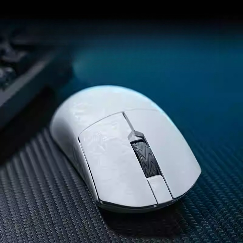 Mouse wireless a tre modalità  - Gaming Keyboard Mini recensione e prezzo